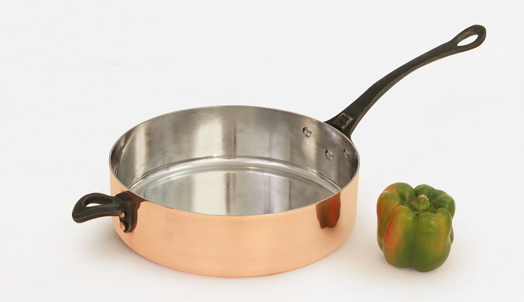 Brooklyn Copper Sauté and Fry Pan next to green bell pepper